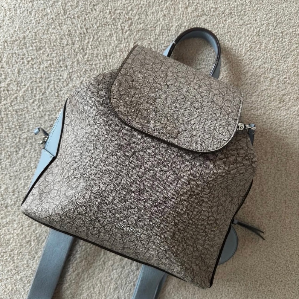 Calvin Klein backpack - Picture 2 of 6